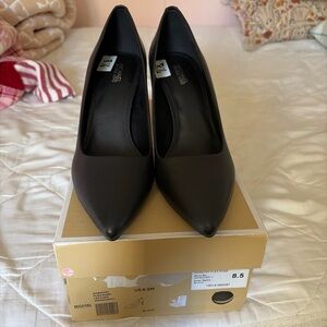 Michael Kors Womens Dorothy Flex Pump Pointed Toe Classic PUMPS Black Size 8.5